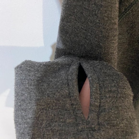 Yogalicious Sweatshirt - Picture 3 of 6